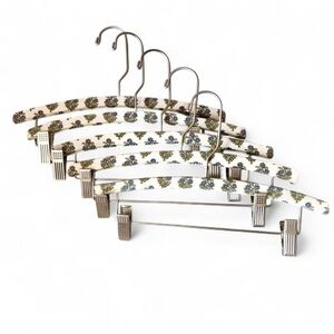 Free People - Bottom Floral Hangers - Set of 20